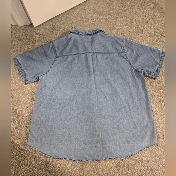 Looney Tunes Tweedy Embroidered Short Sleeve Women's Denim Button-down 14W/16W - Picture 8 of 8